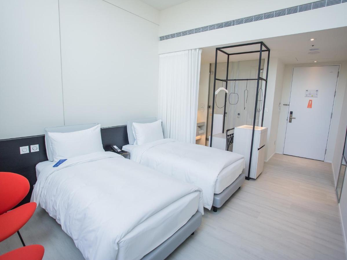 The Place Taichung Exterior photo